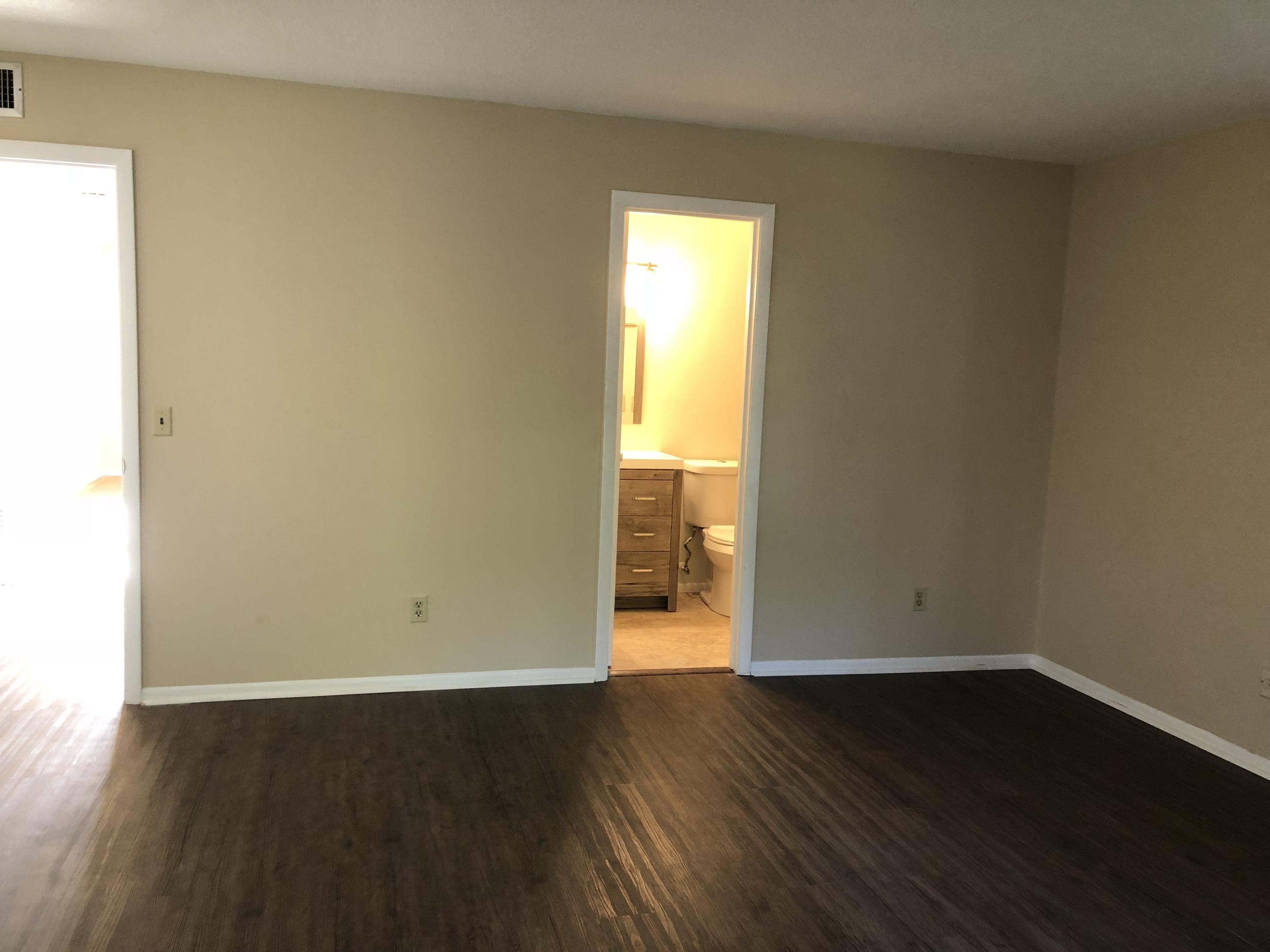 VISTA DEL LAGO CONDO - Residential