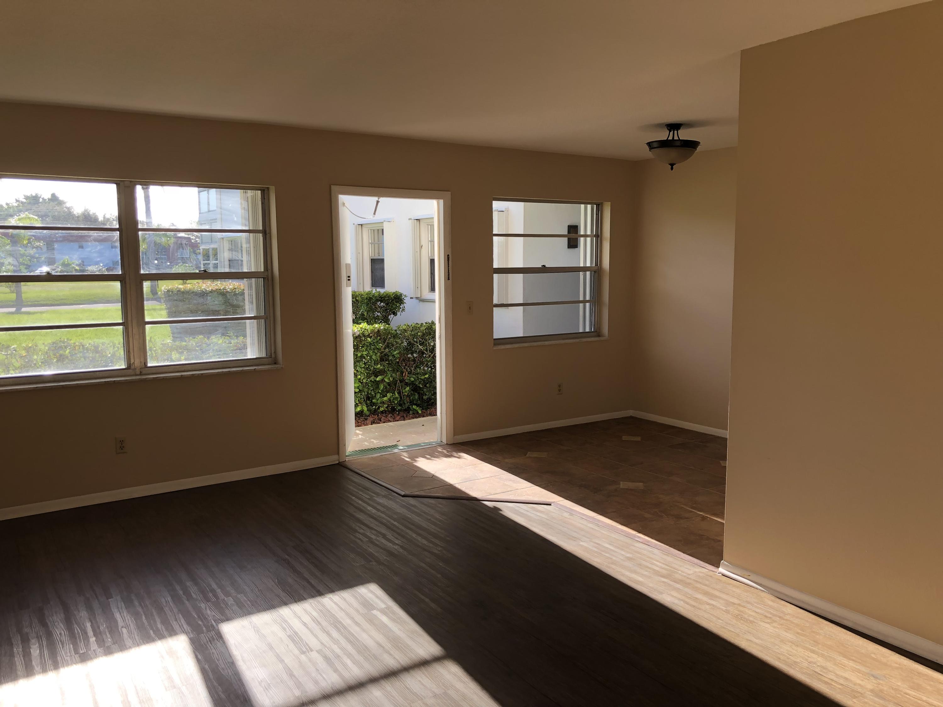 VISTA DEL LAGO CONDO - Residential