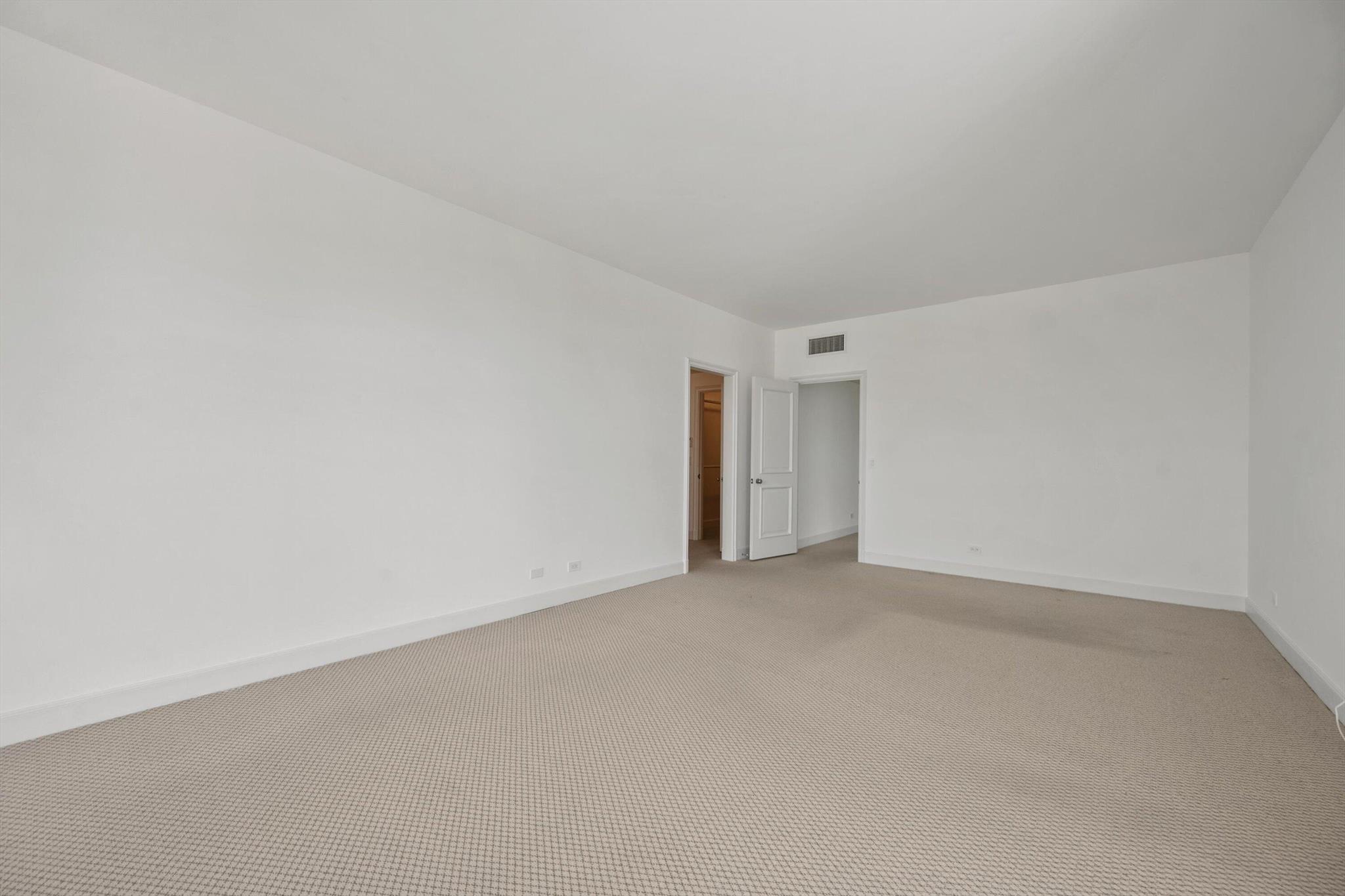 LEVERETT HOUSE COND DECL - Residential