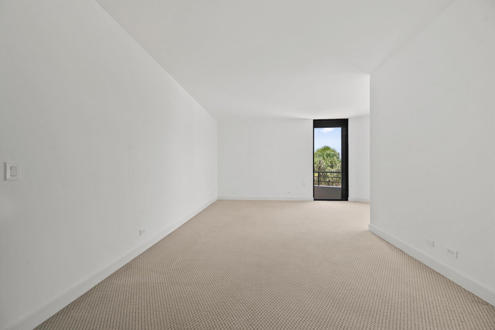 LEVERETT HOUSE COND DECL - Residential