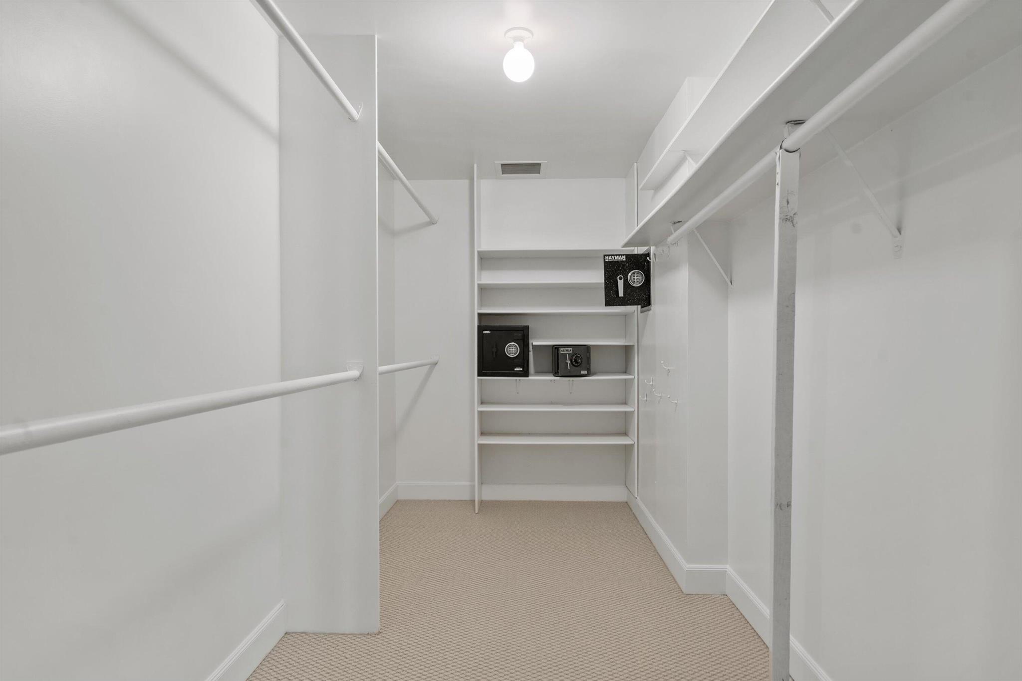 LEVERETT HOUSE COND DECL - Residential