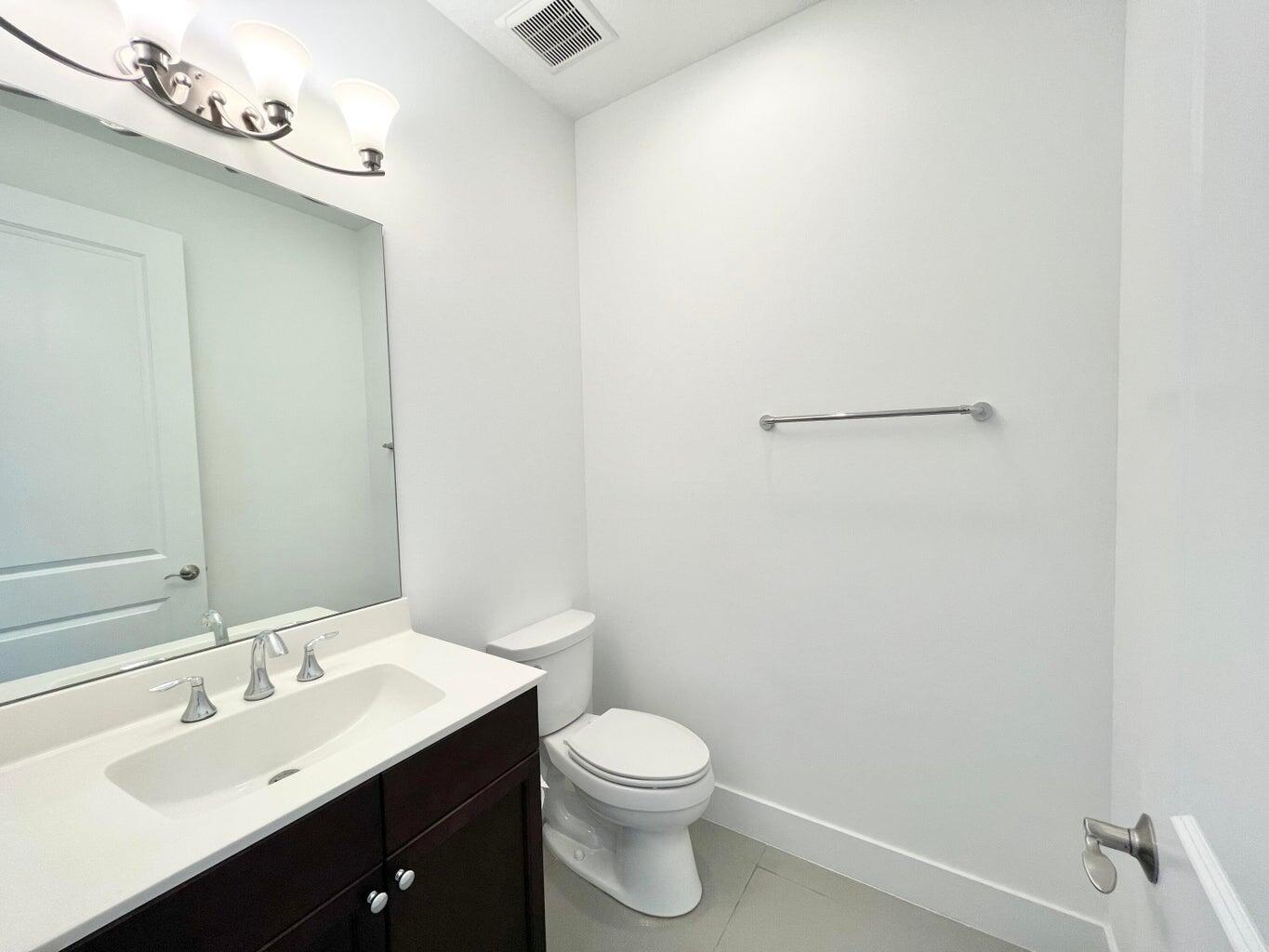 ALTON NEIGHBORHOOD 1 - Residential Lease