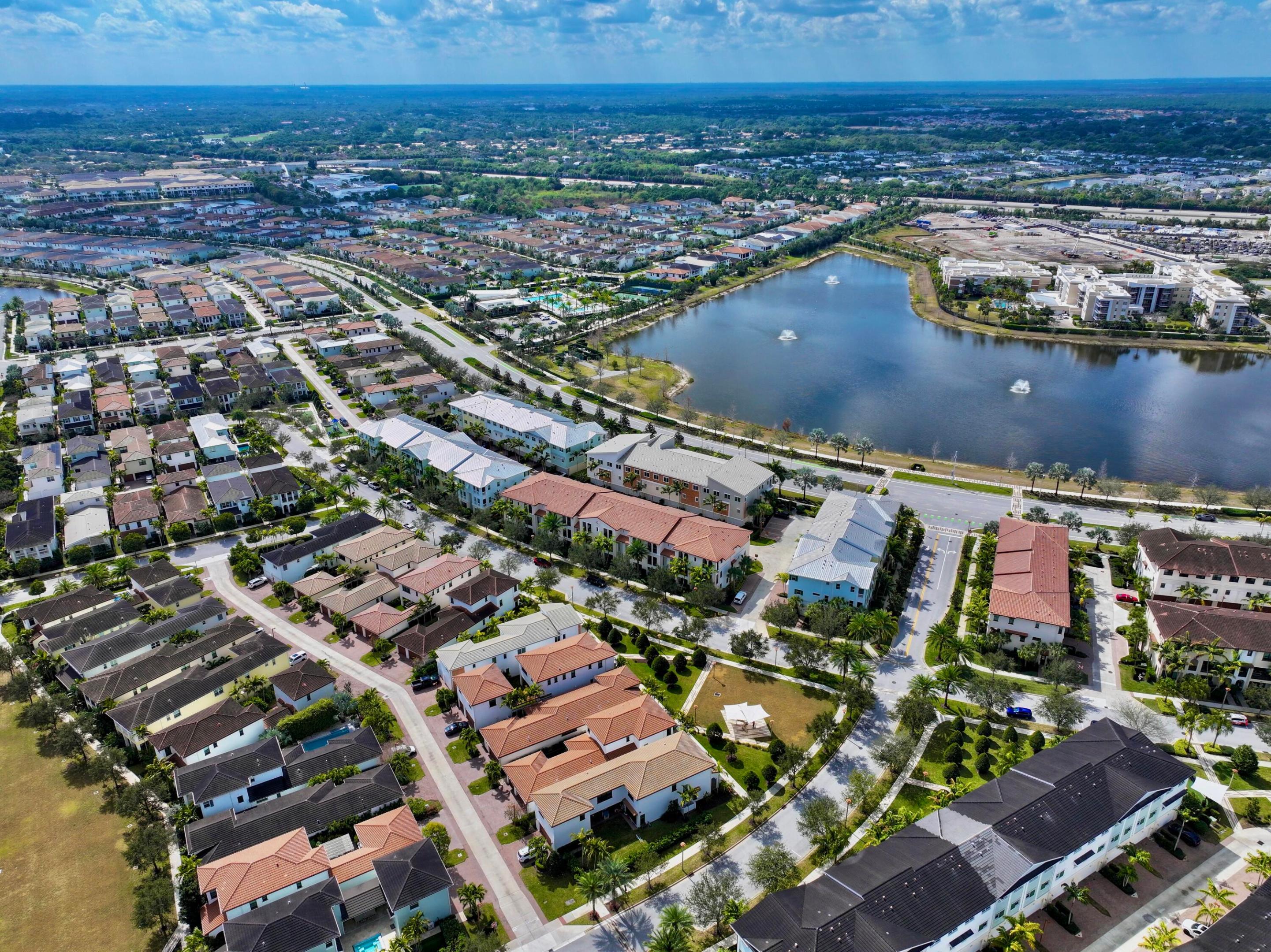 ALTON NEIGHBORHOOD 1 - Residential Lease