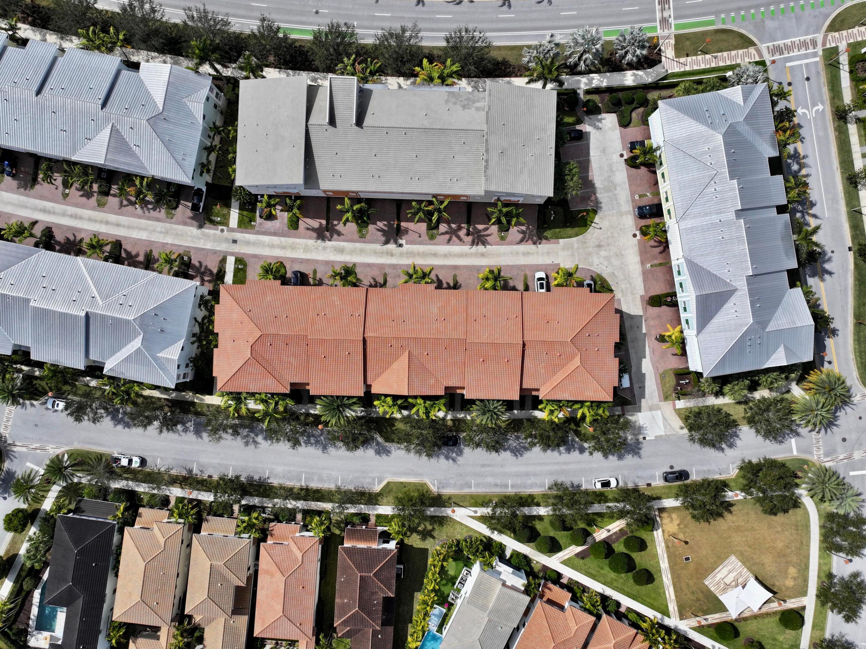 ALTON NEIGHBORHOOD 1 - Residential Lease