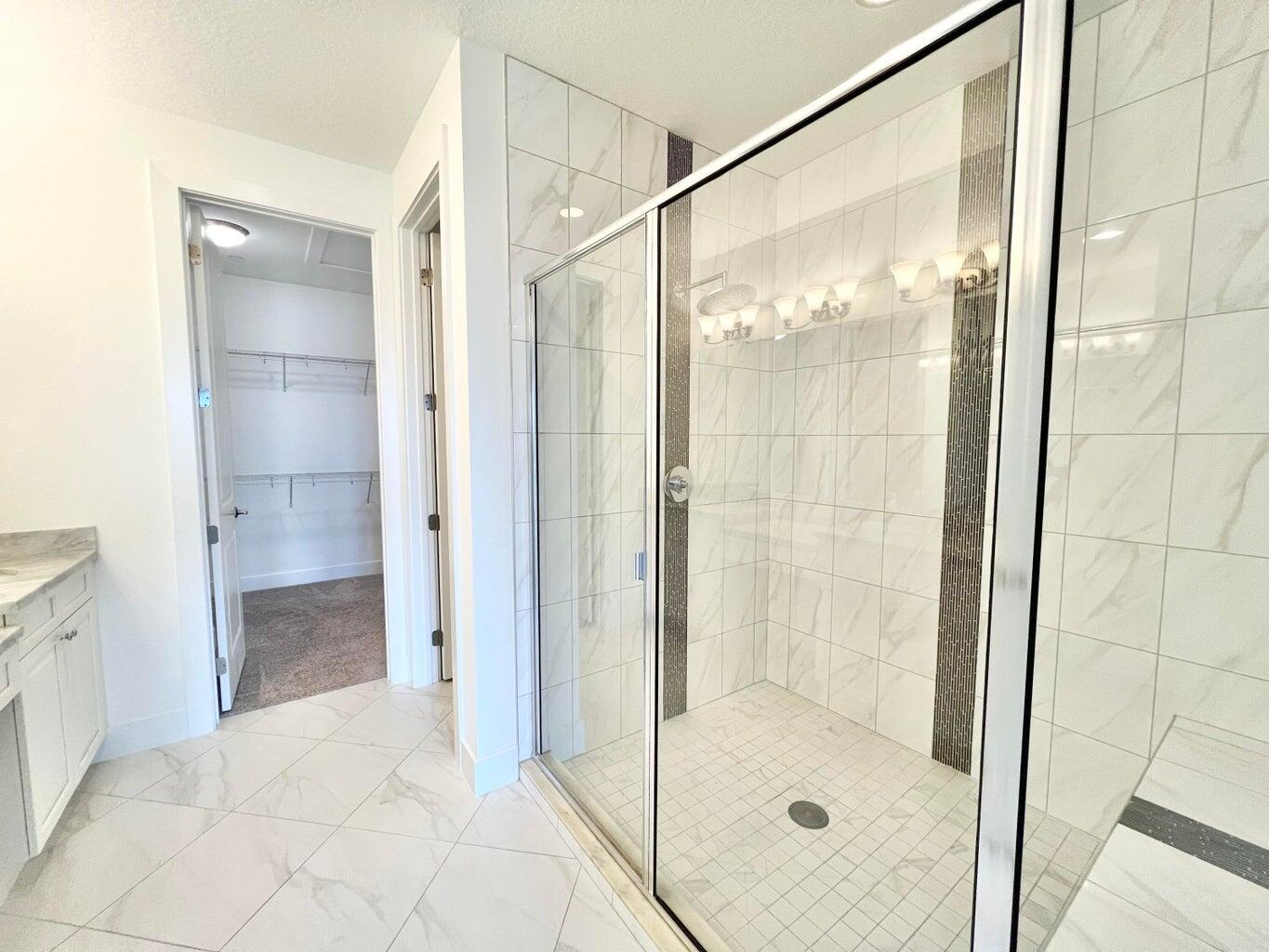 ALTON NEIGHBORHOOD 1 - Residential Lease