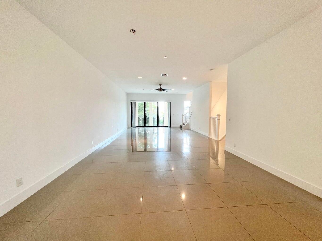 ALTON NEIGHBORHOOD 1 - Residential Lease