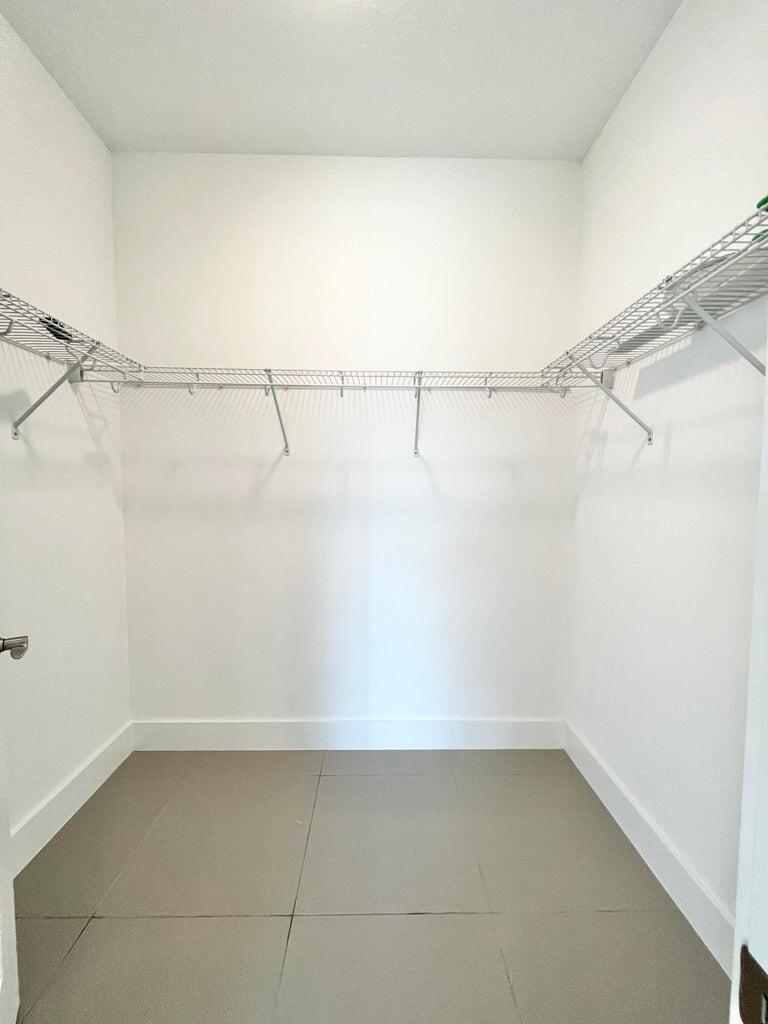 ALTON NEIGHBORHOOD 1 - Residential Lease