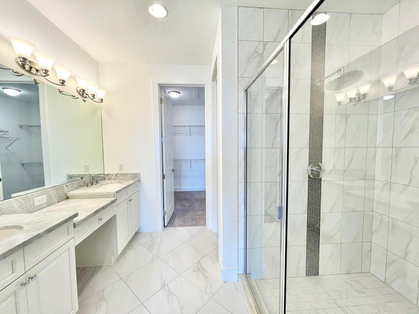 ALTON NEIGHBORHOOD 1 - Residential Lease