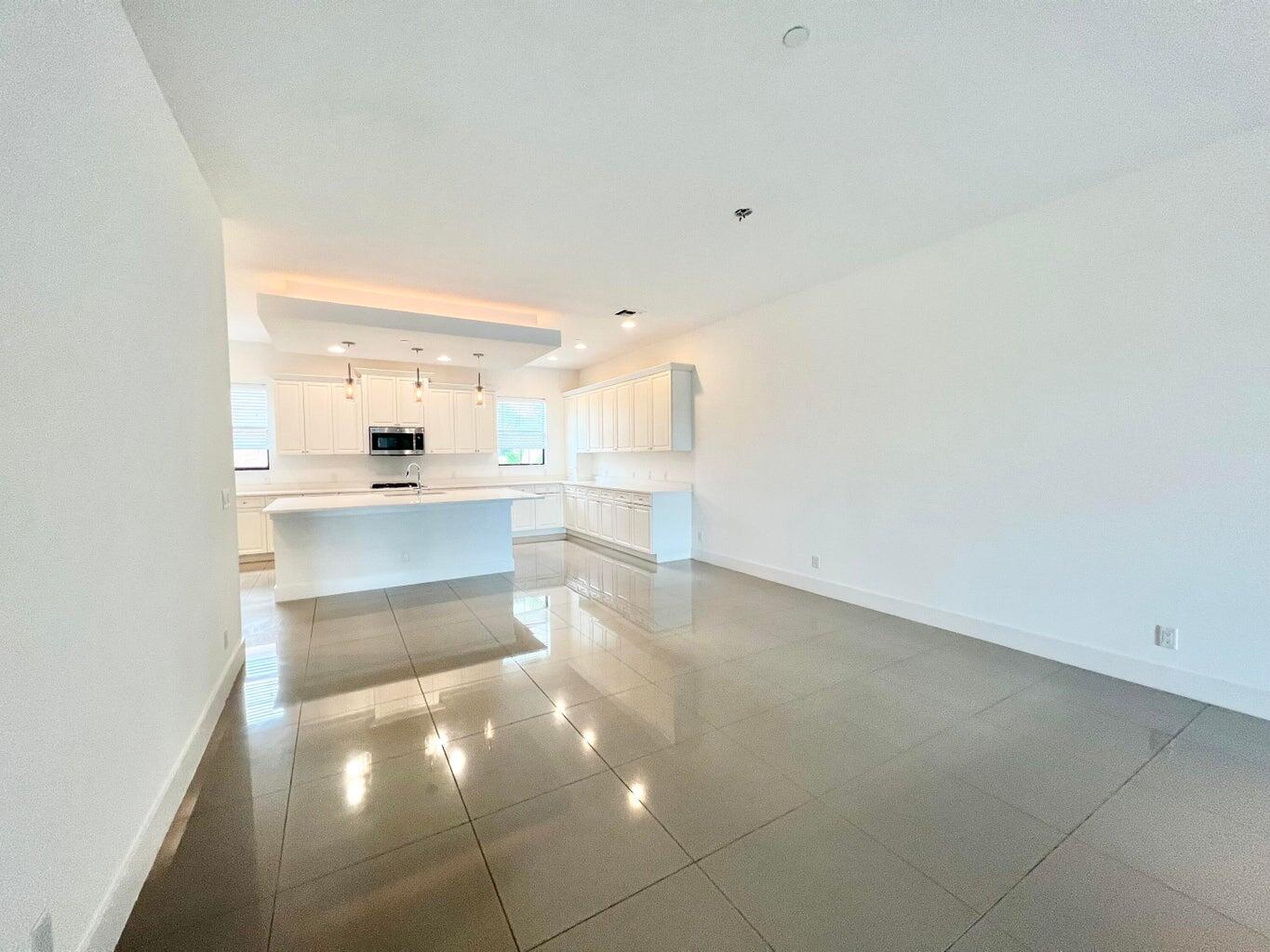 ALTON NEIGHBORHOOD 1 - Residential Lease