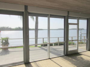 HORSESHOE POINT SHORES - Residential