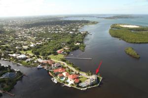 HORSESHOE POINT SHORES - Residential