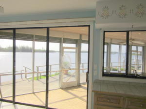 HORSESHOE POINT SHORES - Residential