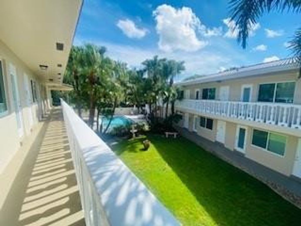 Photo of 2110 NE 39th Street #9B, Fort Lauderdale, FL 33308 (MLS # F10459823)