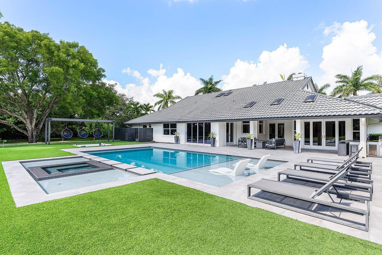 PADDOCK PARK 2 OF WELLING - Residential Lease