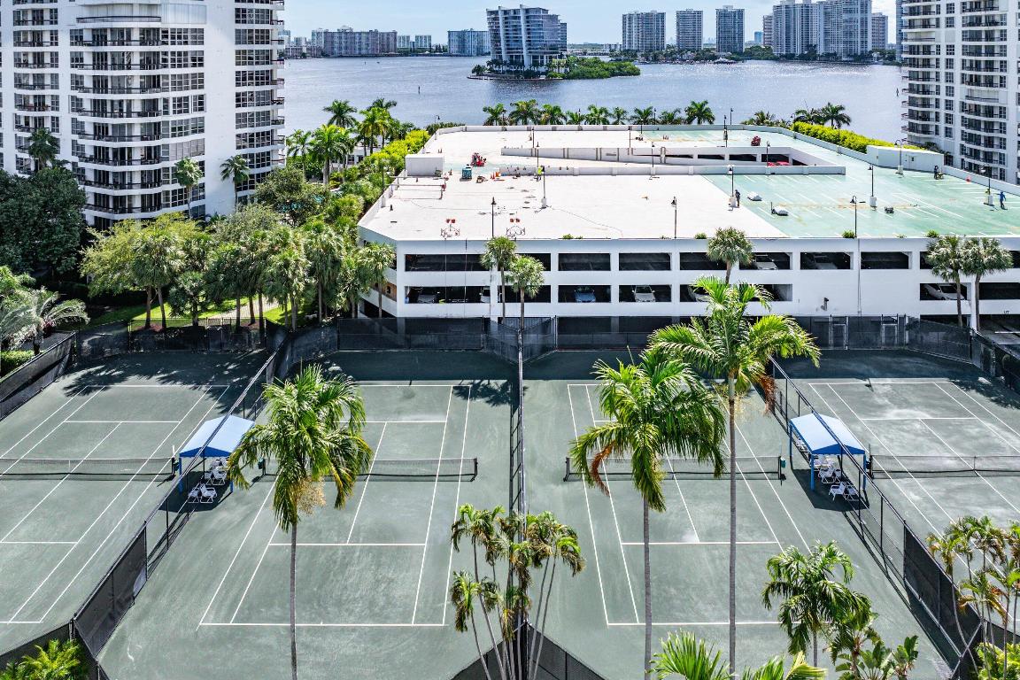 Mystic Pointe - Residential