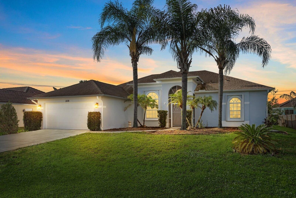 Photo of 1038 SW Fisherman Avenue, Port Saint Lucie, FL 34953 (MLS # B26068987)