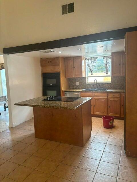 WOODED ACRES - Residential Lease