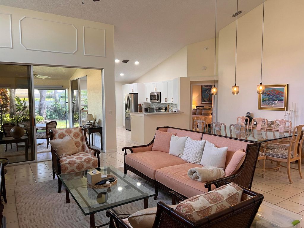 Photo of 101 Sabal Palm Lane, Palm Beach Gardens, FL 33418 (MLS # R11044599)