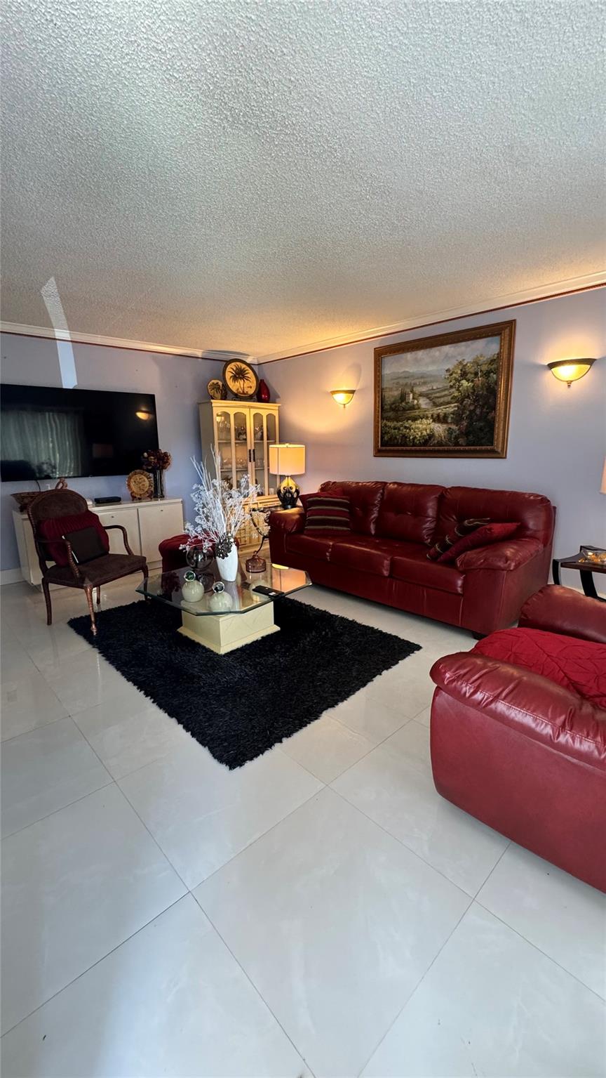 OAKBROOK - Residential