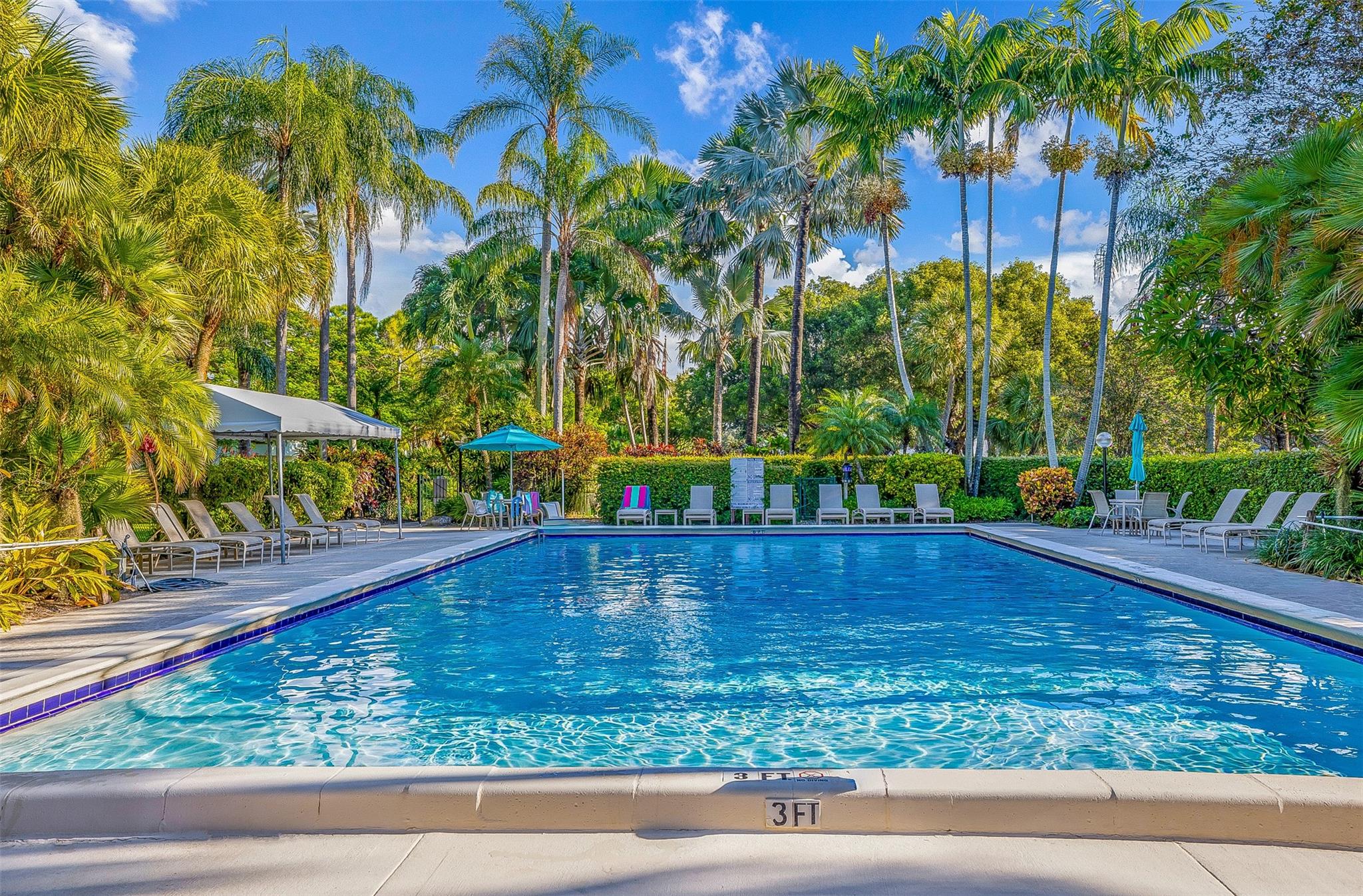 No 128 Palm-Aire Country - Residential Lease