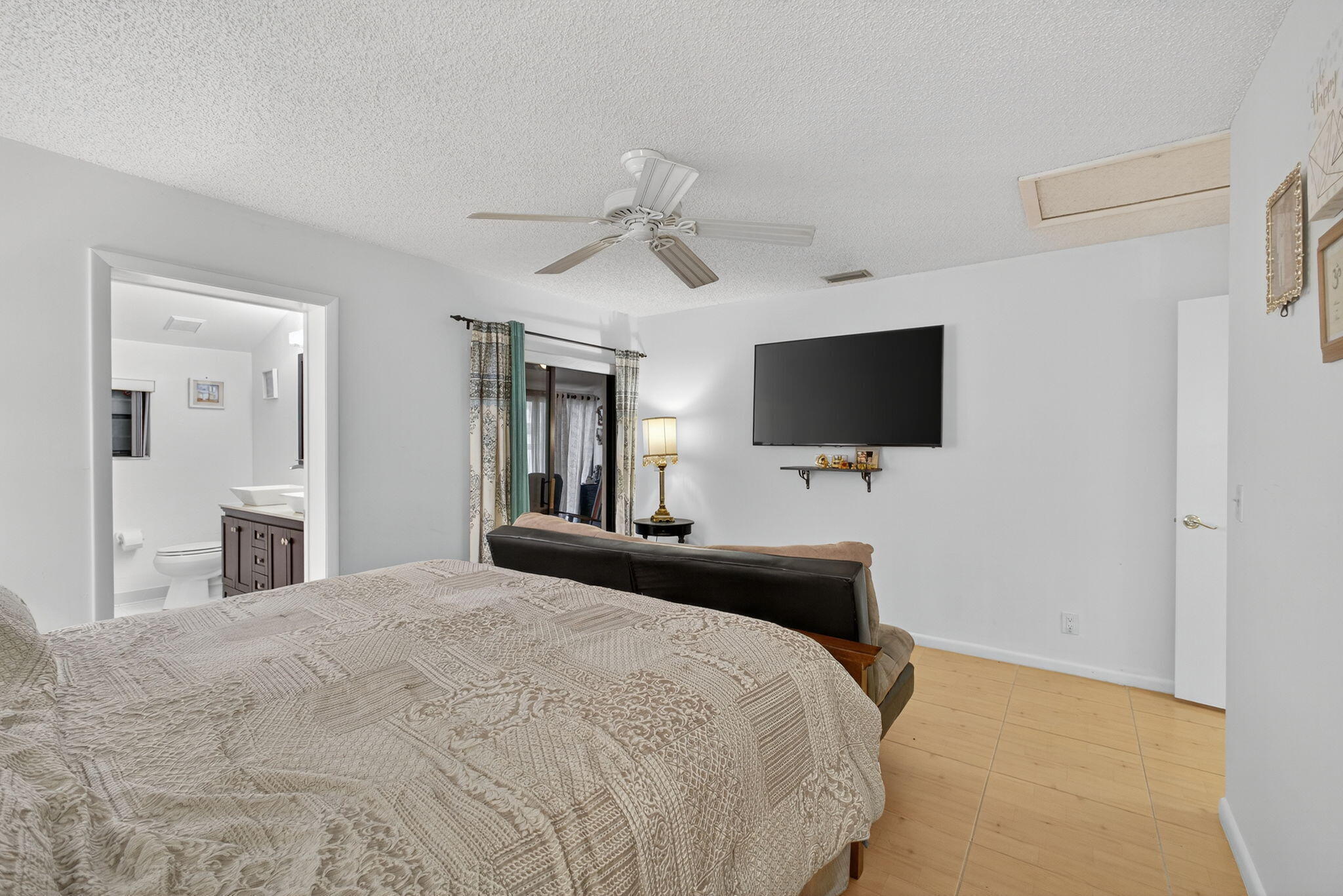 ARBOURS II OF THE PALM BEACHES CONDO - Residential