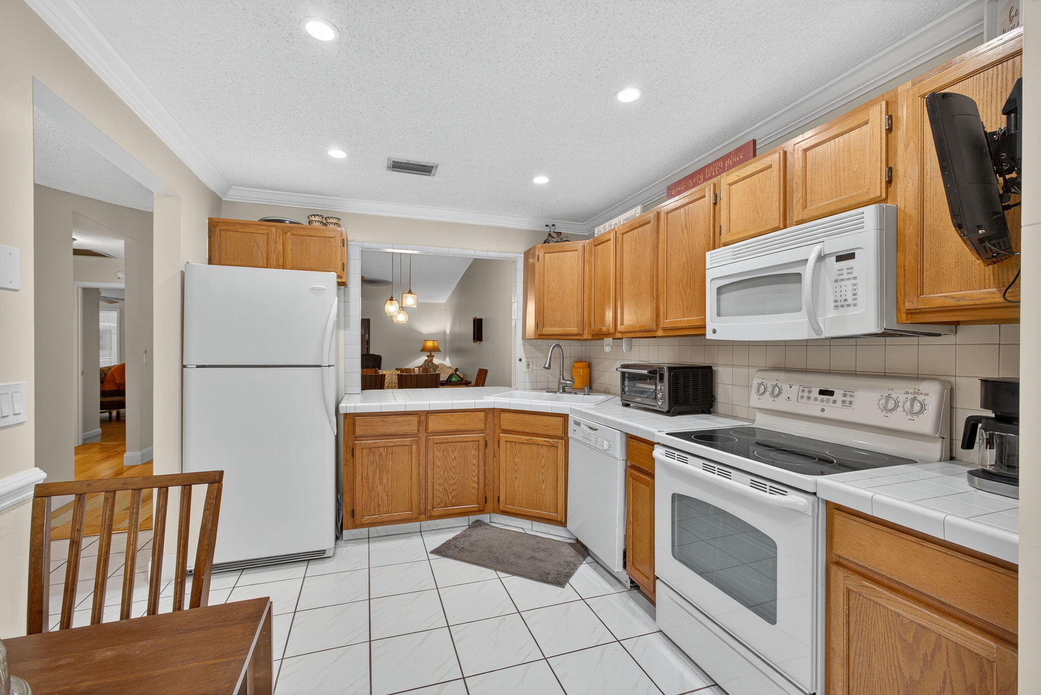 ARBOURS II OF THE PALM BEACHES CONDO - Residential