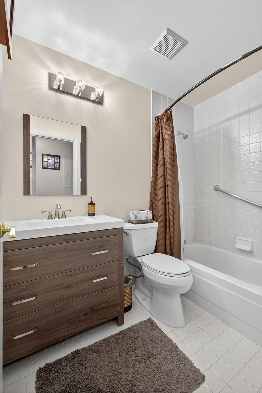 ARBOURS II OF THE PALM BEACHES CONDO - Residential