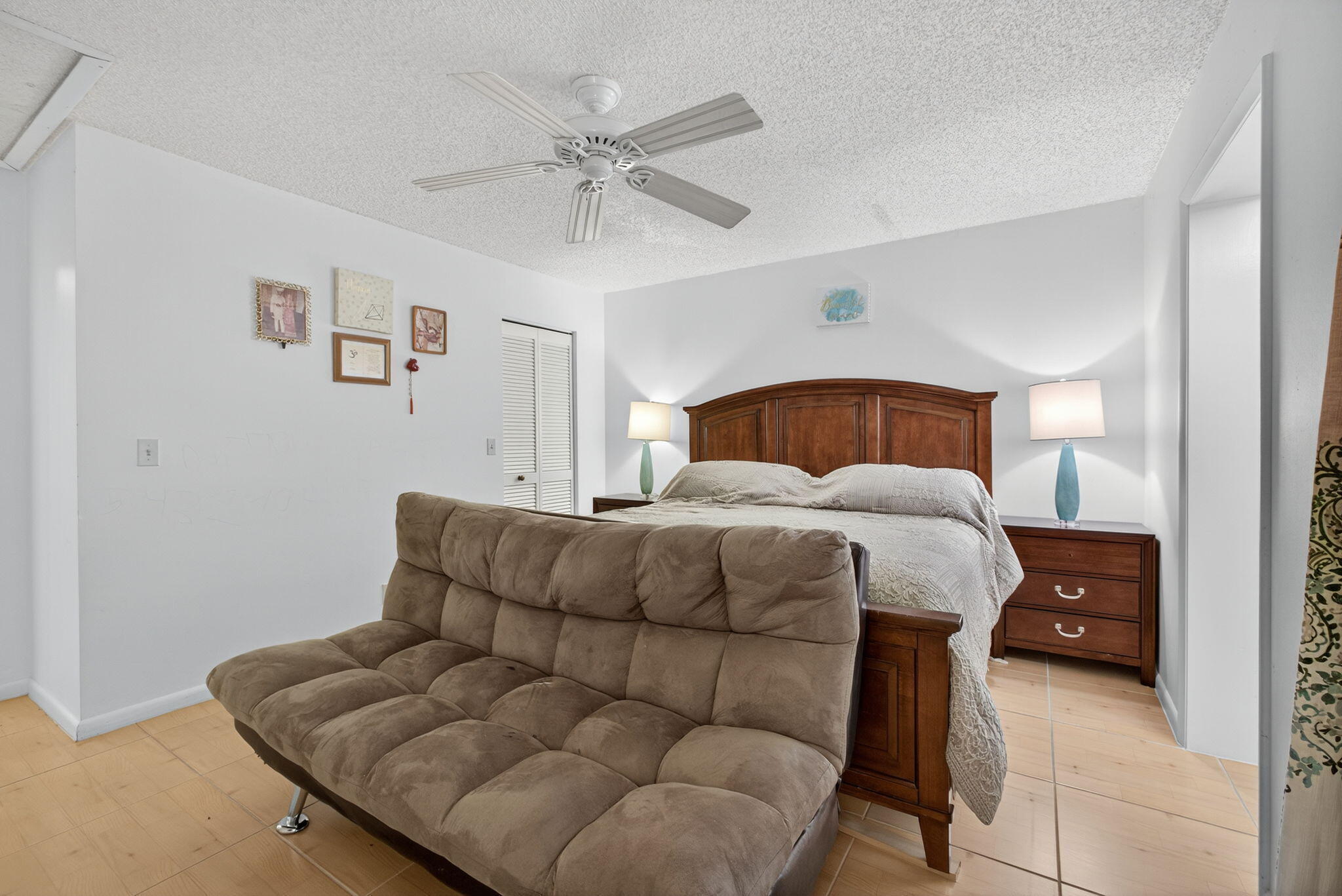 ARBOURS II OF THE PALM BEACHES CONDO - Residential