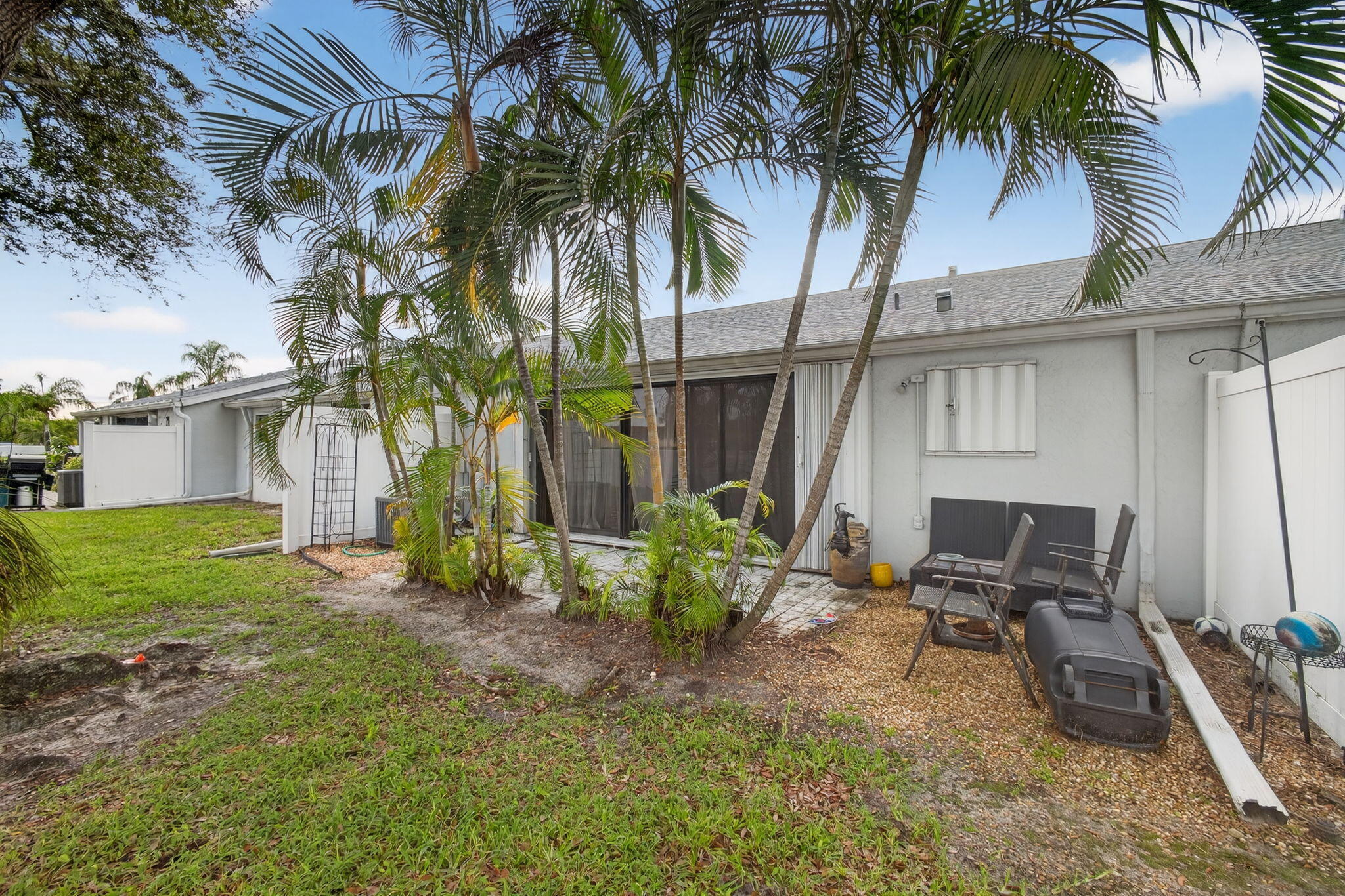 ARBOURS II OF THE PALM BEACHES CONDO - Residential