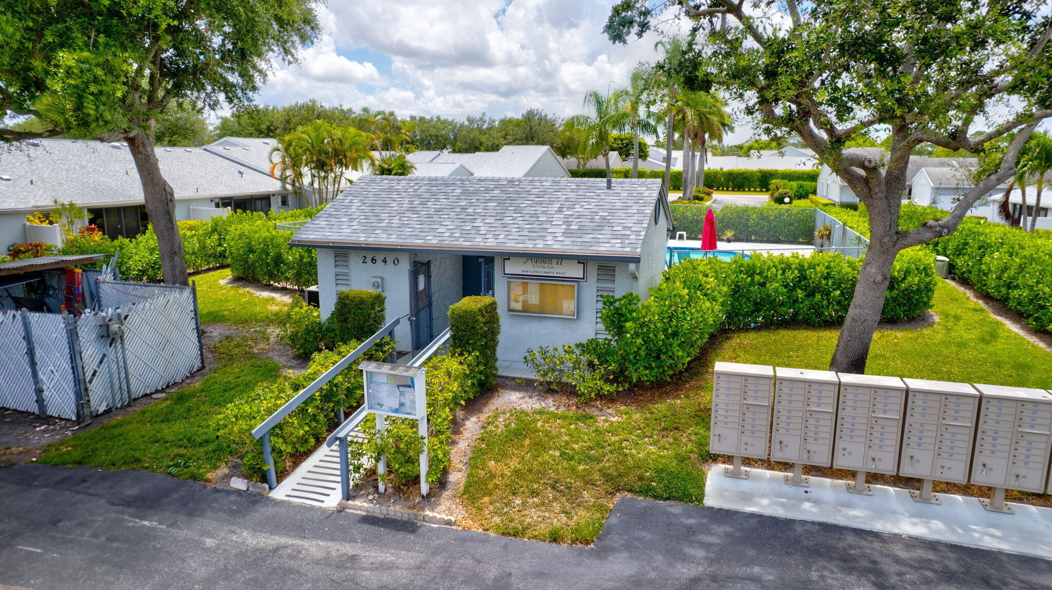 ARBOURS II OF THE PALM BEACHES CONDO - Residential