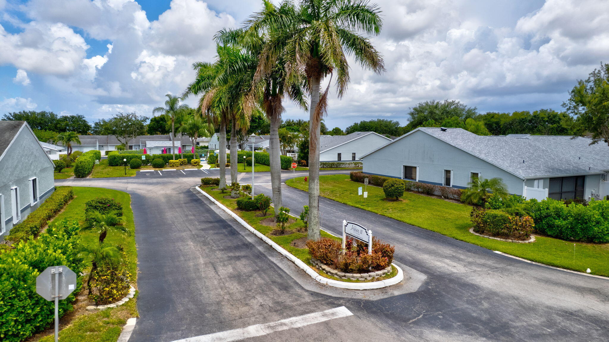 ARBOURS II OF THE PALM BEACHES CONDO - Residential
