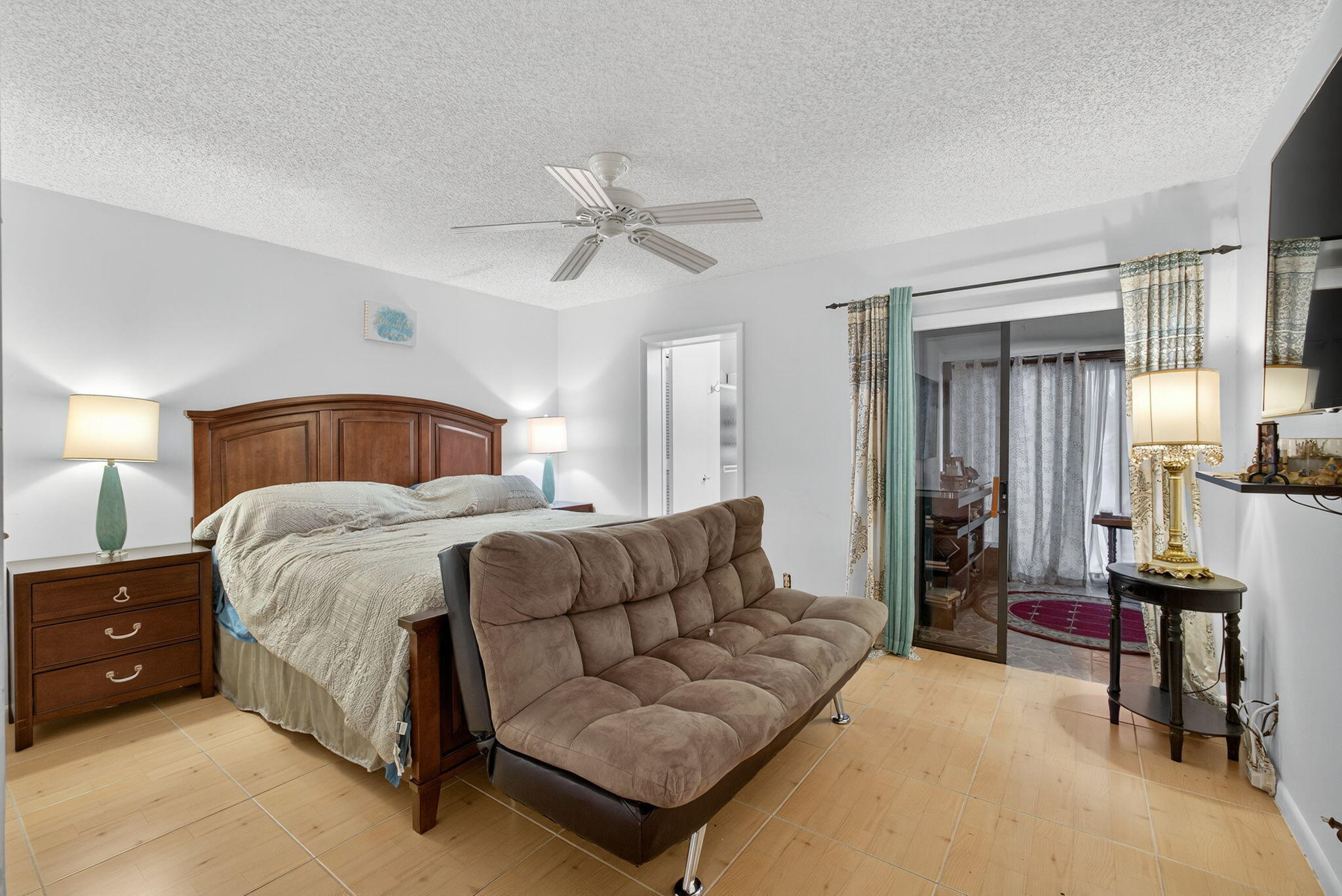 ARBOURS II OF THE PALM BEACHES CONDO - Residential