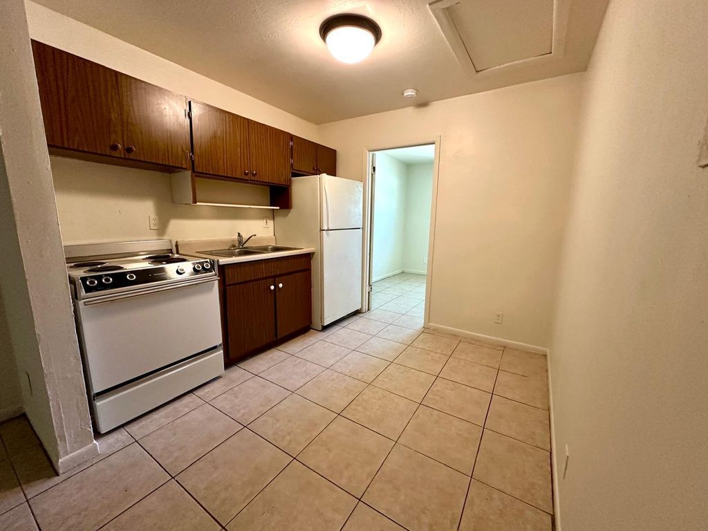 Photo of 300 20th Street #Unit 8, West Palm Beach, FL 33407 (MLS # B26013651)