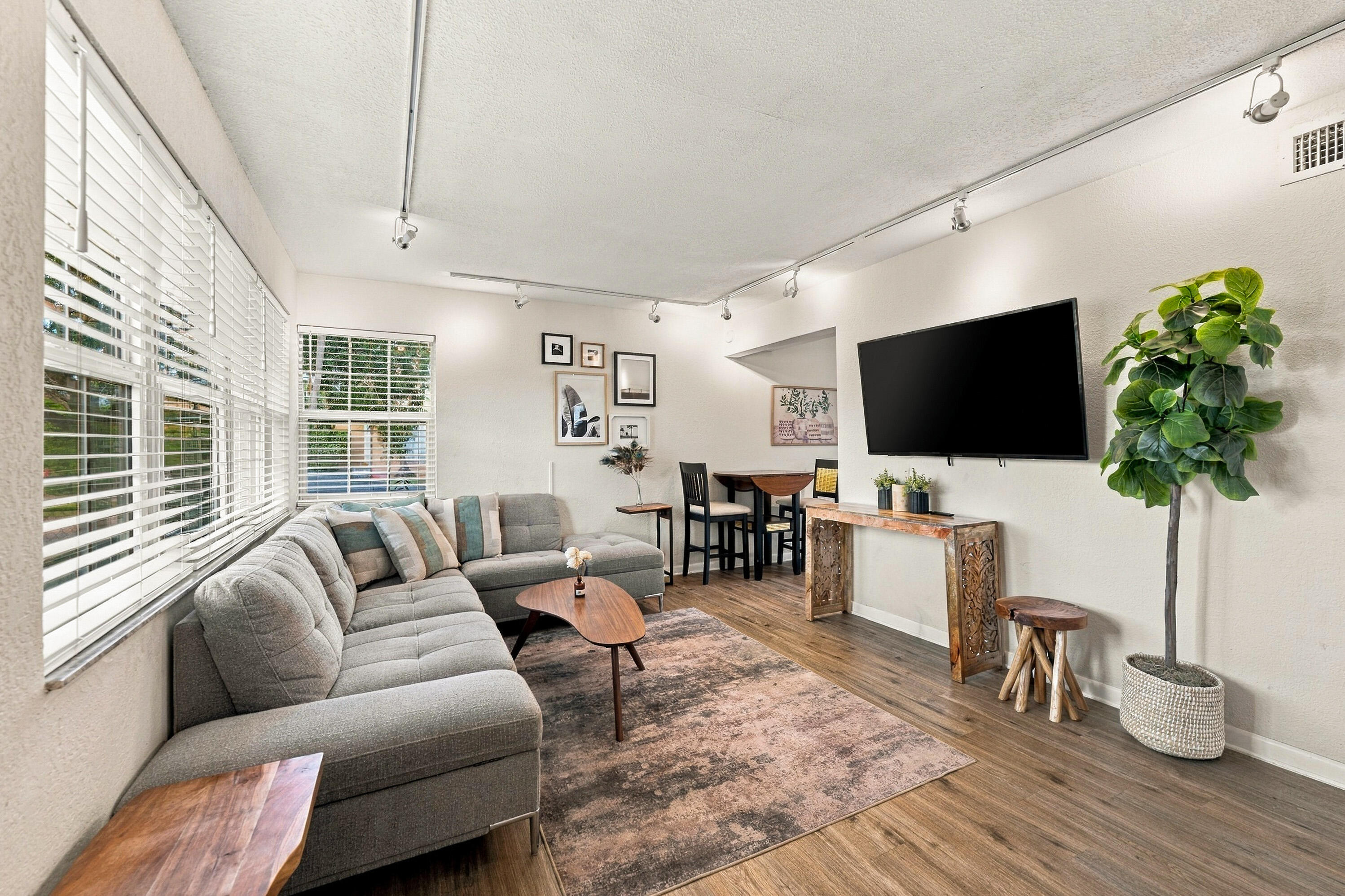 251 SW 22ND Street