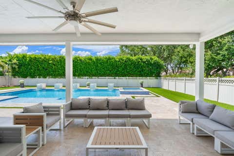 Tiny photo for 1254 NW 102nd Way, Coral Springs, FL 33071 (MLS # B26035717)