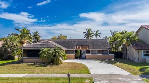 5720 W Waterford Dr, Davie, FL 33331 - MLS#: F10488719