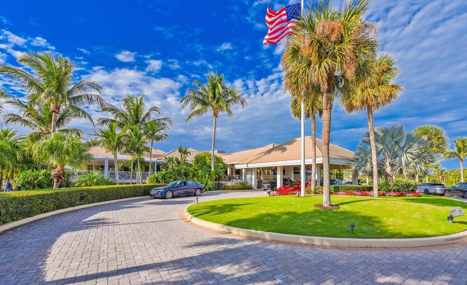 CAPE POINTE OF JONATHANS - Residential