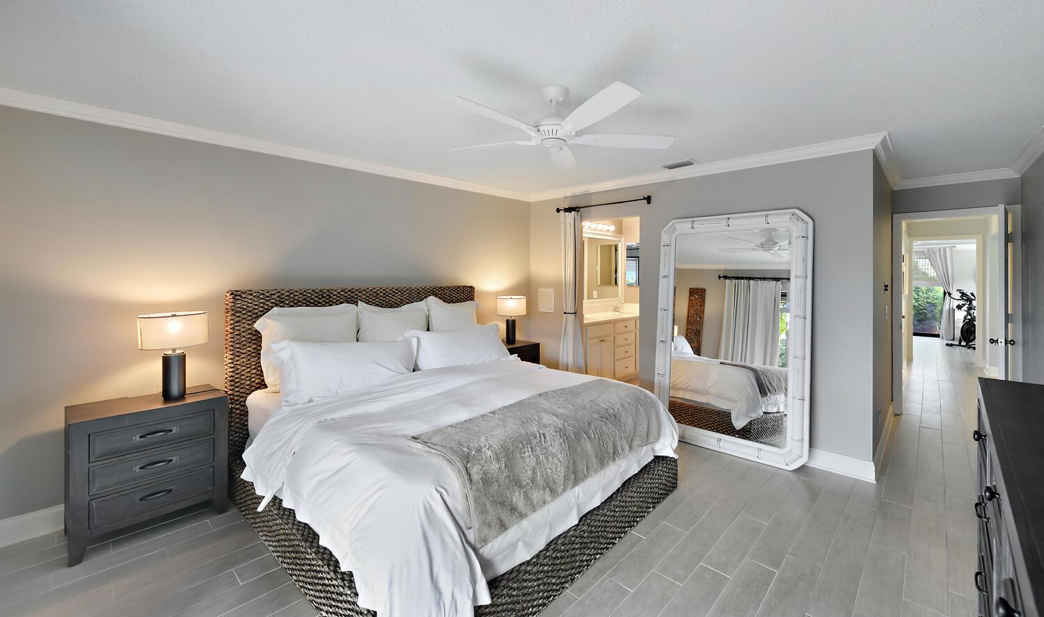 CAPE POINTE OF JONATHANS - Residential