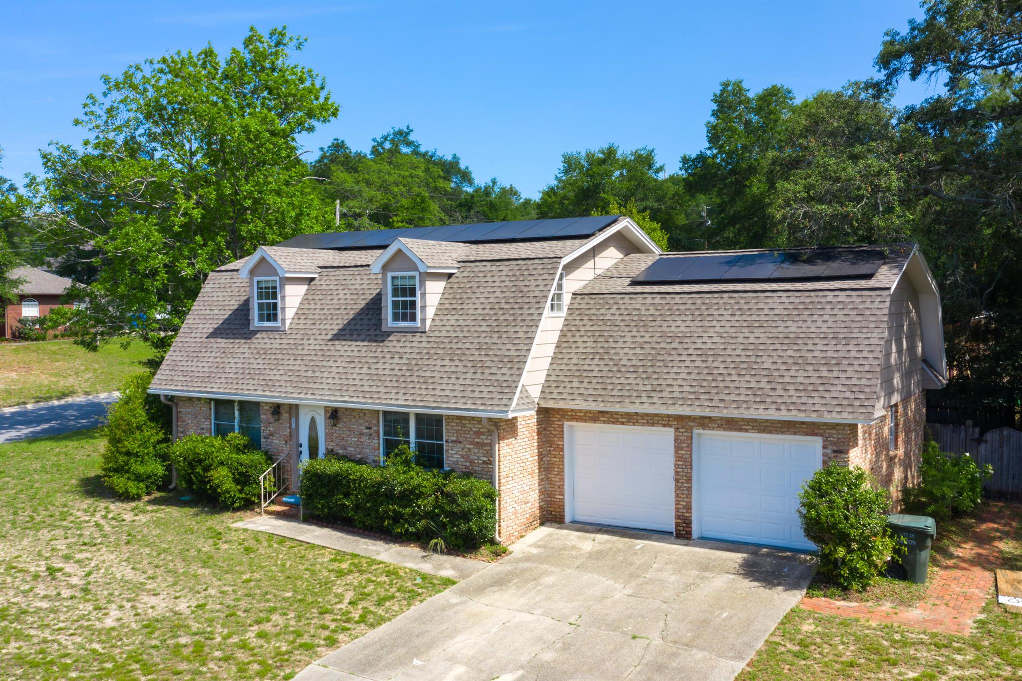5572 Andromeda Drive