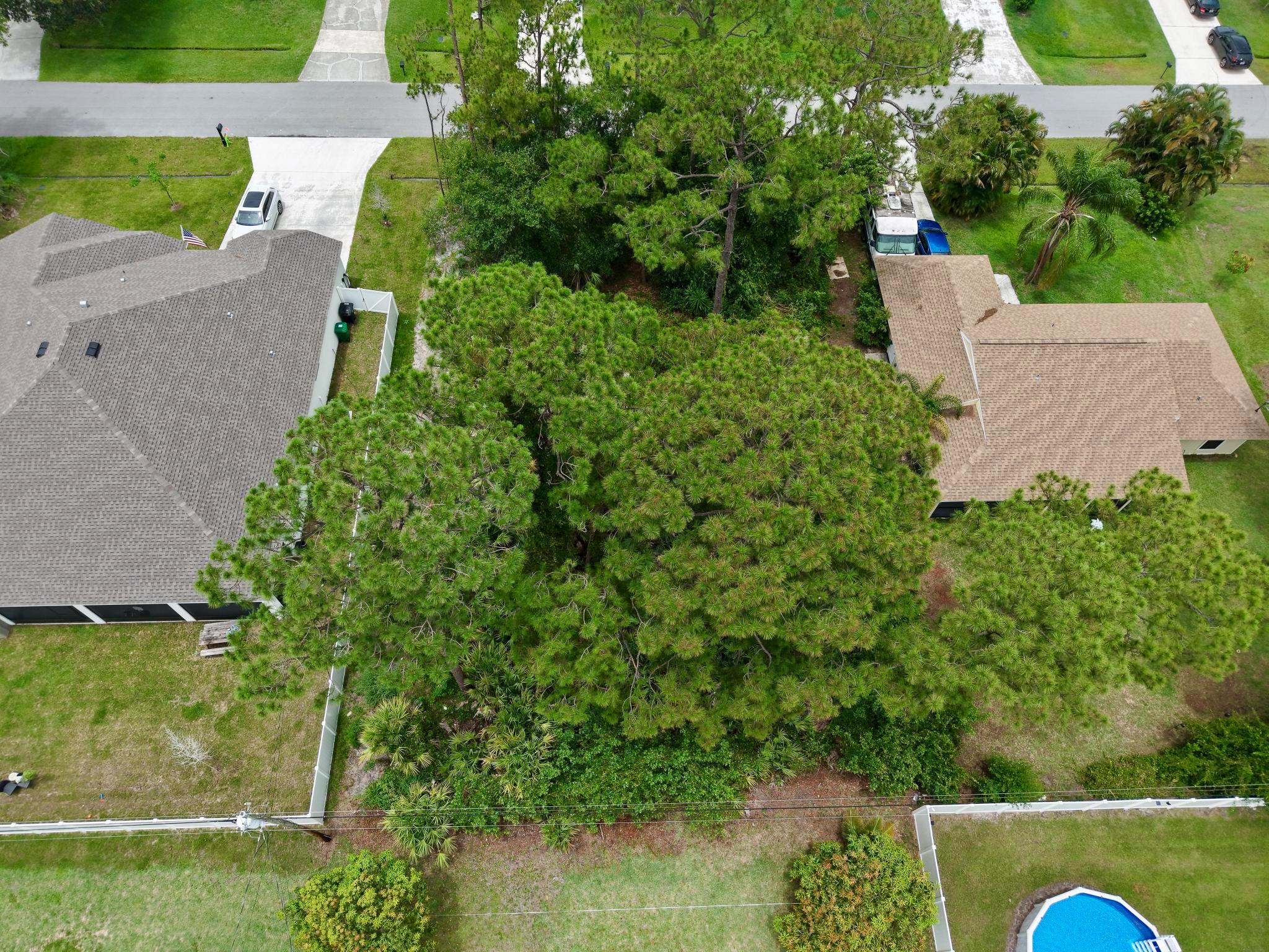 PORT ST LUCIE SECTION 8 - Land