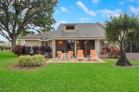 A home in Lake Worth