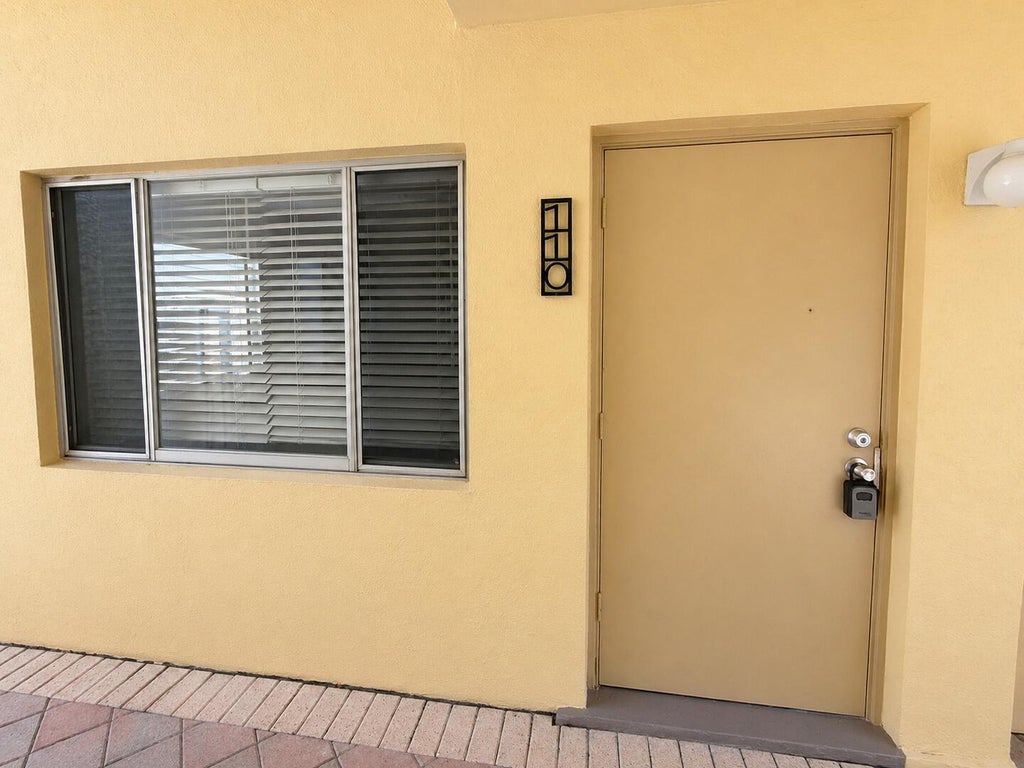 Photo of 515 S Sequoia Drive #110, West Palm Beach, FL 33409 (MLS # B26040544)