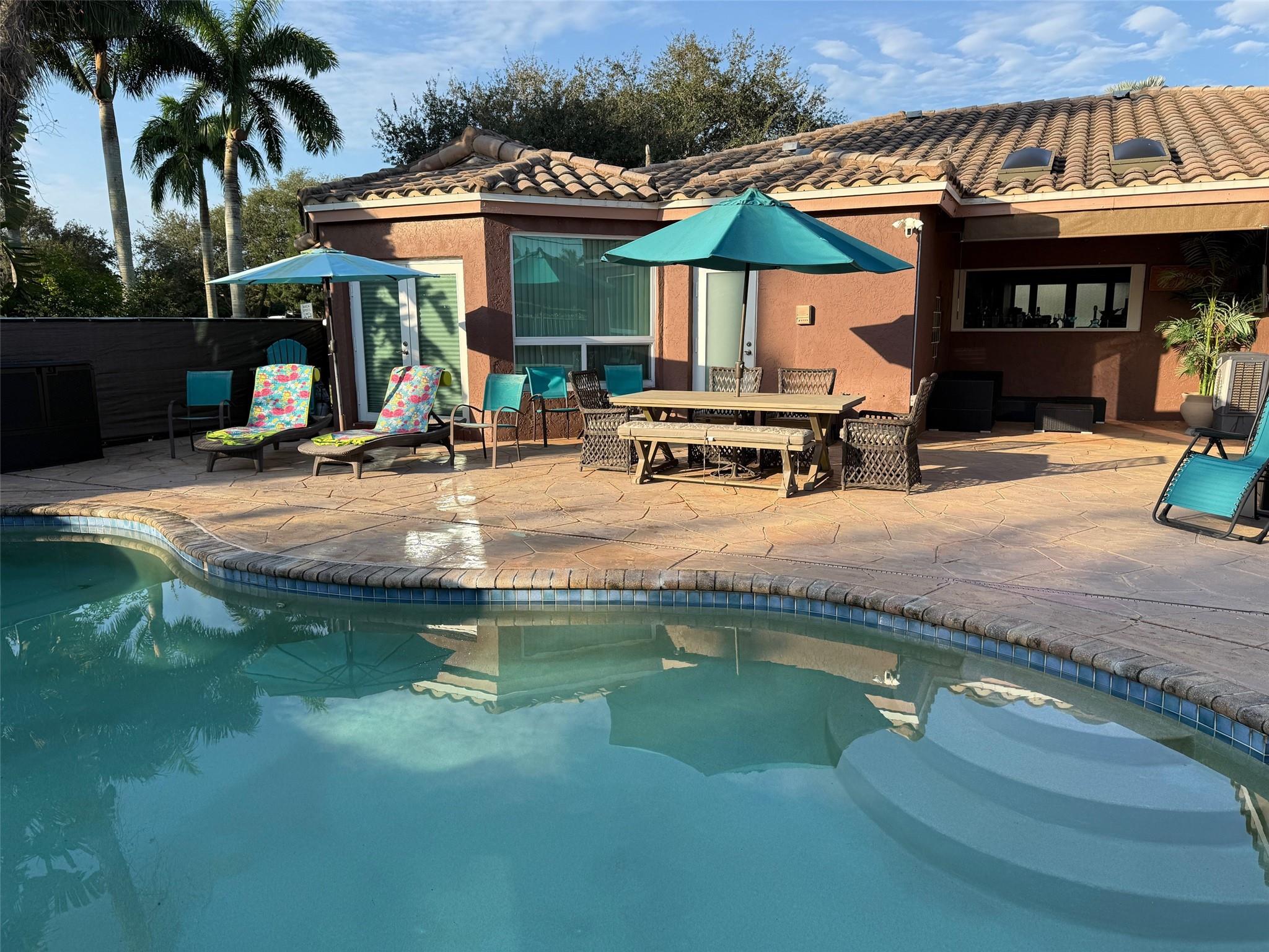 DAVIE WHISPERING PINES - Residential