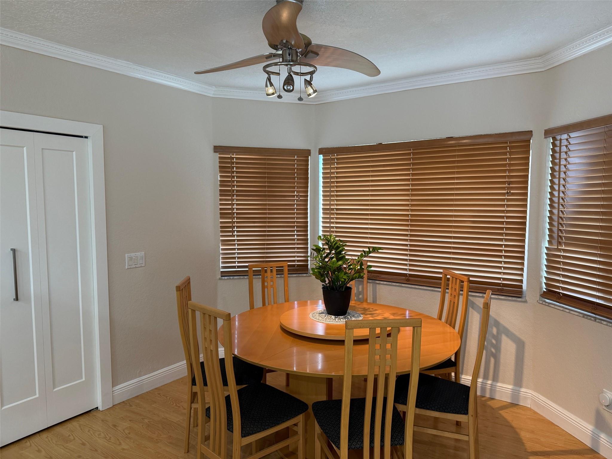 DAVIE WHISPERING PINES - Residential