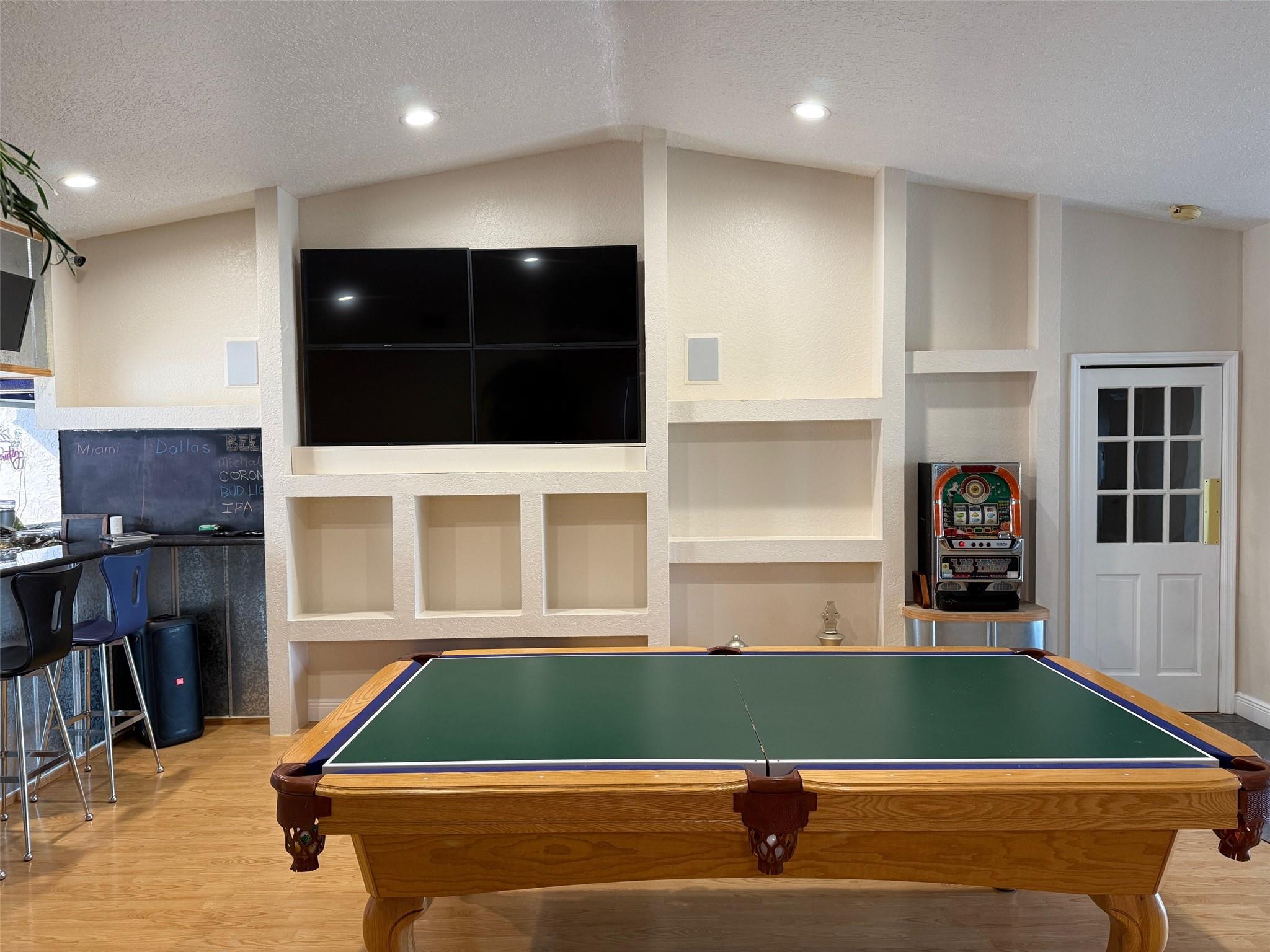 DAVIE WHISPERING PINES - Residential