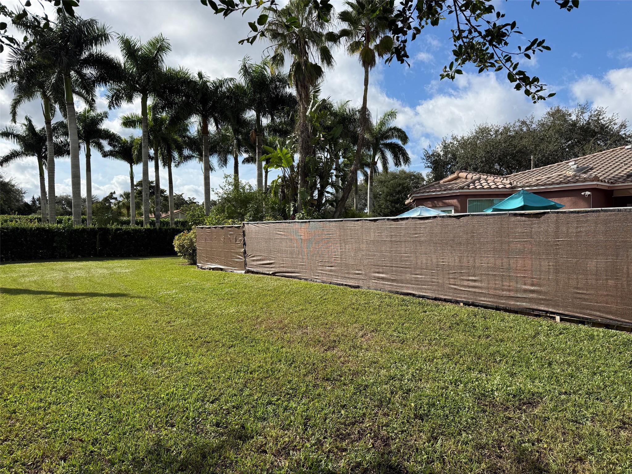 DAVIE WHISPERING PINES - Residential