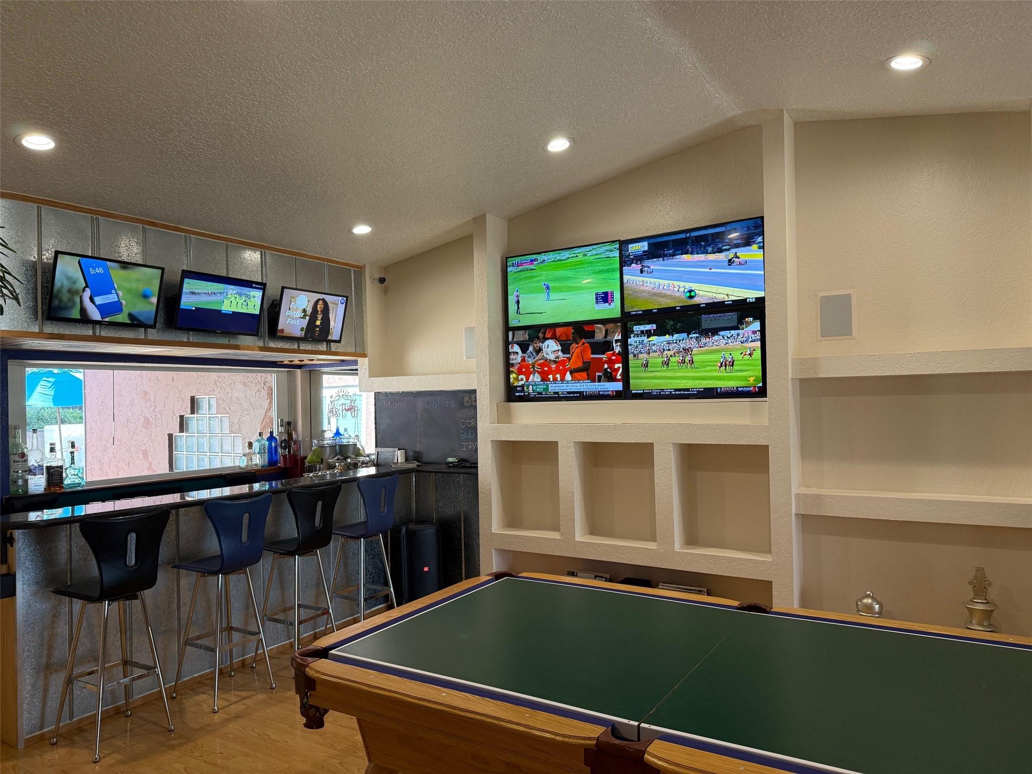 DAVIE WHISPERING PINES - Residential