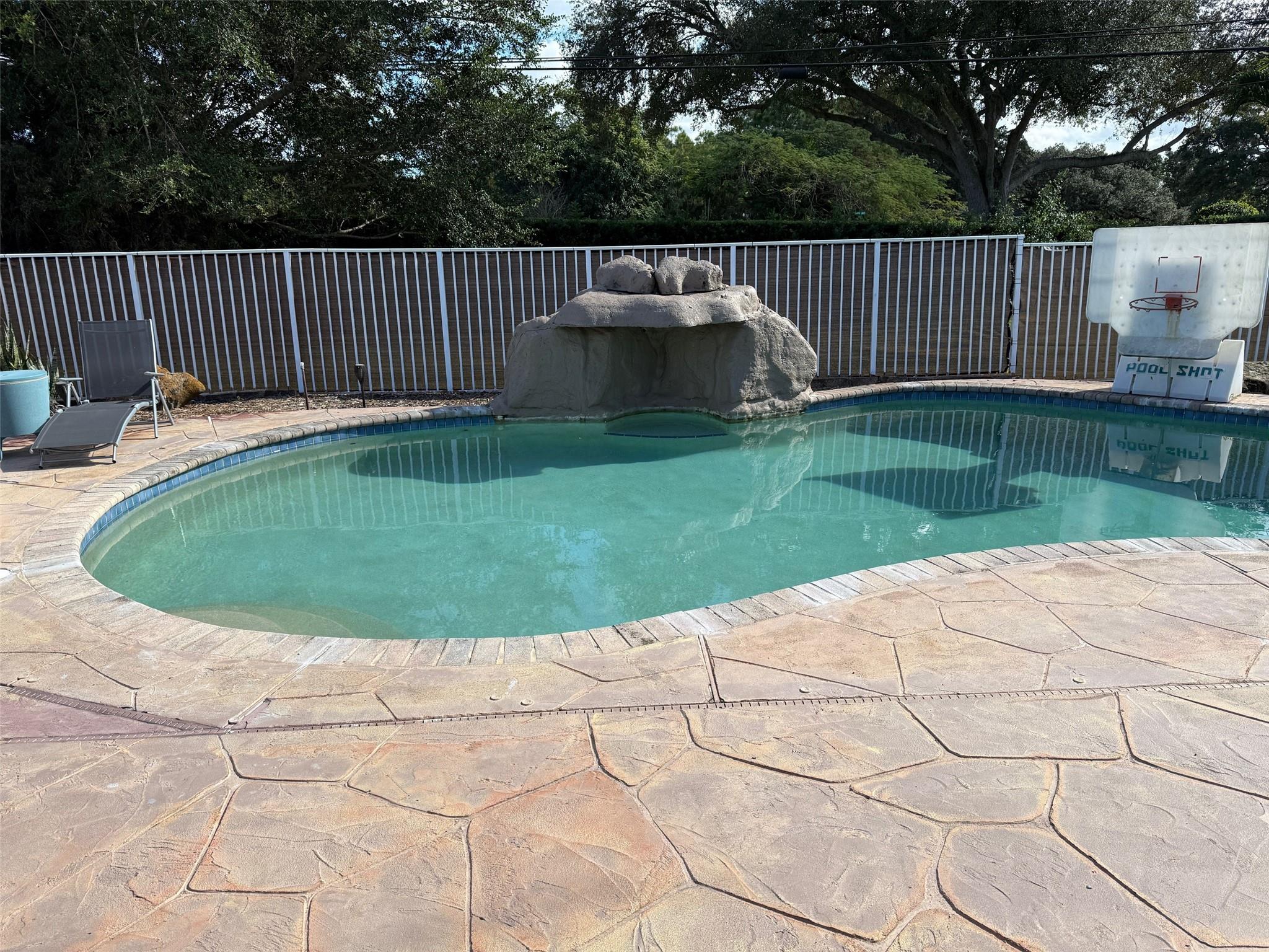 DAVIE WHISPERING PINES - Residential