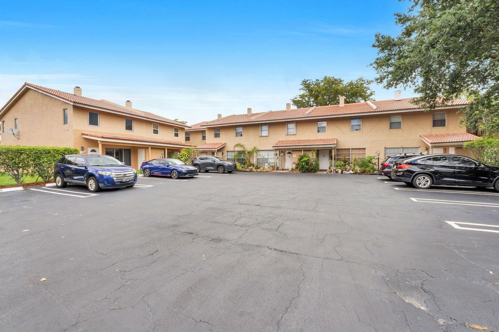 DEER RUN SPRINGS III CONDO - Residential