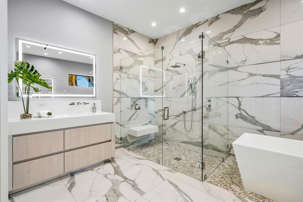 BOCA VILLAS - Residential